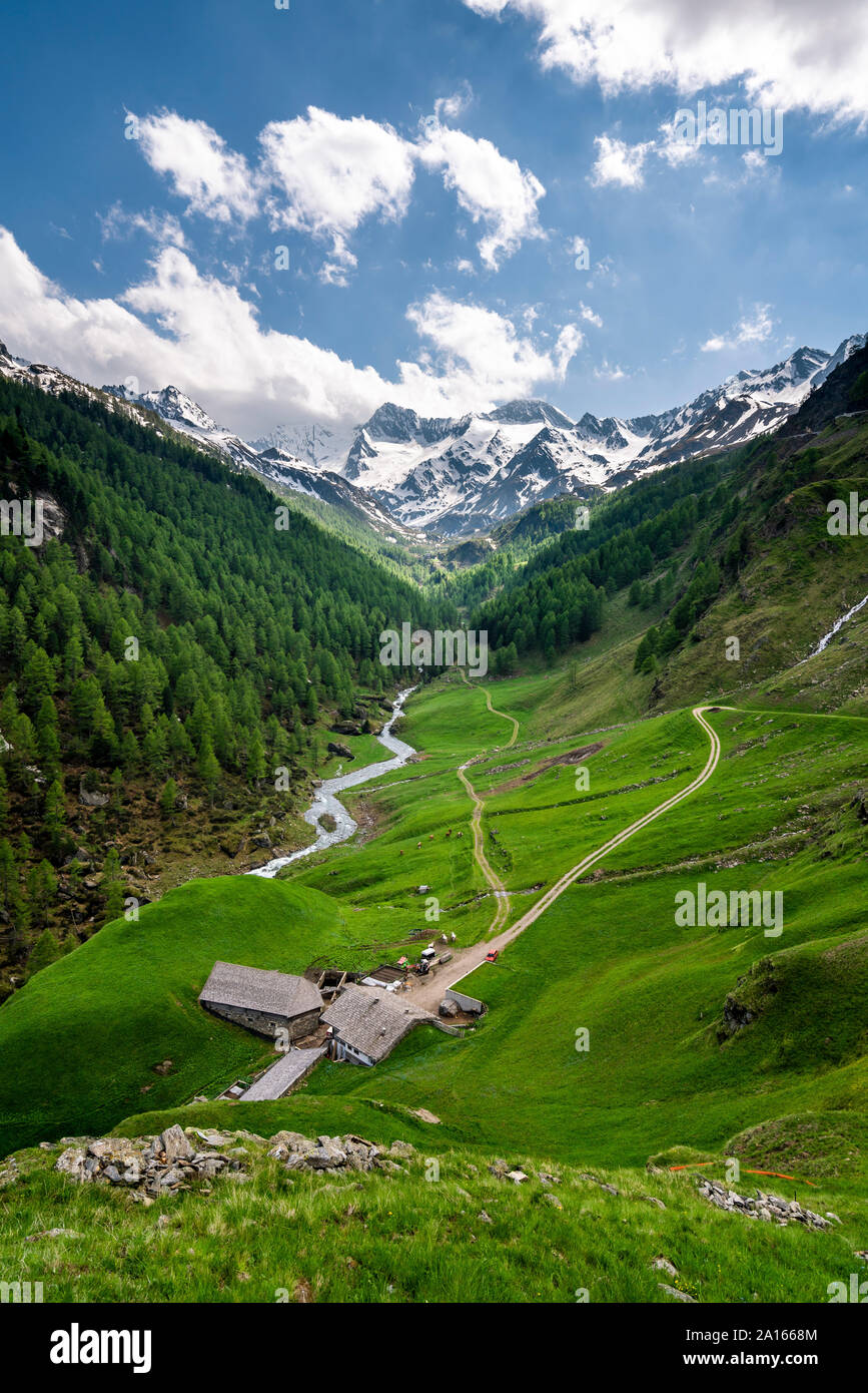 Refugio de montaña en el valle Passeier, Alto Adige, Italia Foto de stock