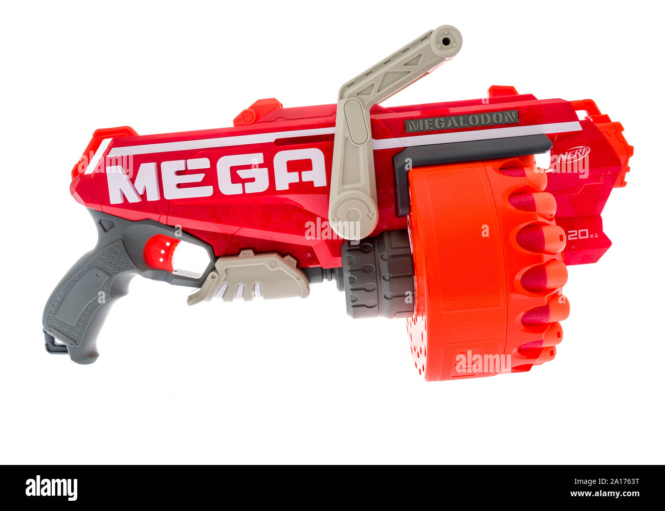 Winneconne, WI - 20 de septiembre de 2019: Un Megalodon Nerf N-Strike mega  pistola de dardos en una aislada de fondo Fotografía de stock - Alamy