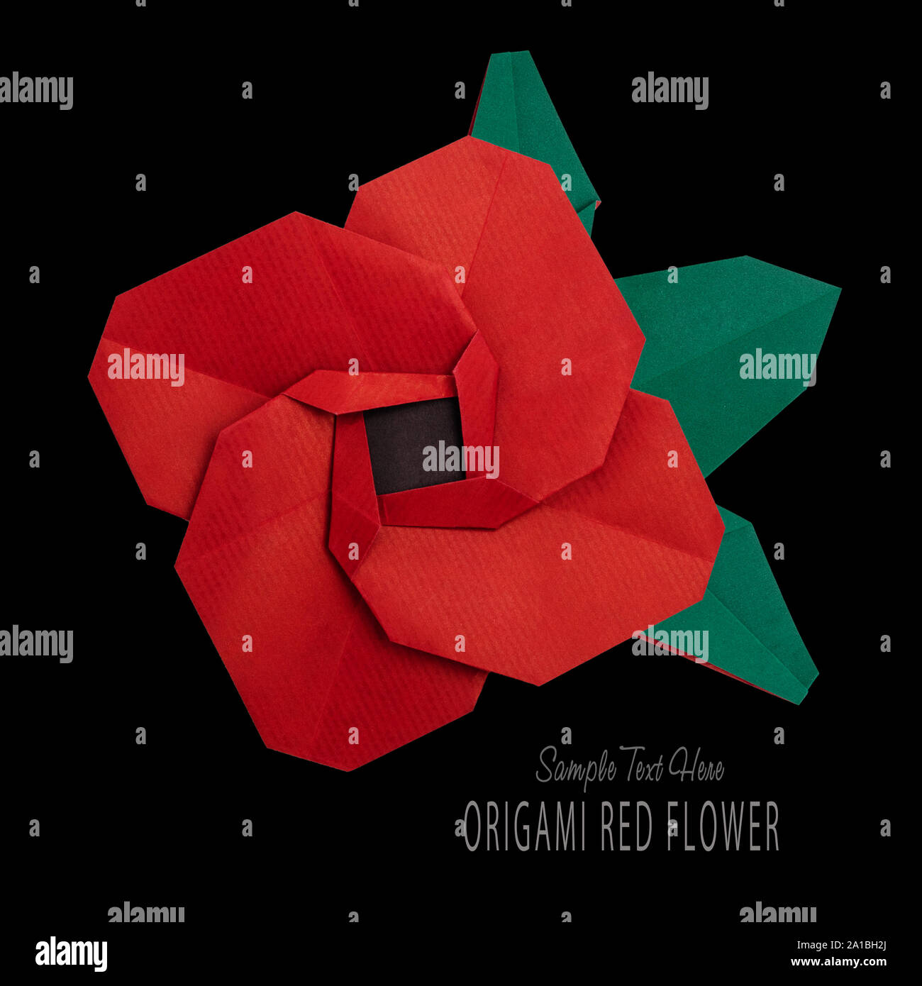 Origami rojo flor geométrica Foto de stock