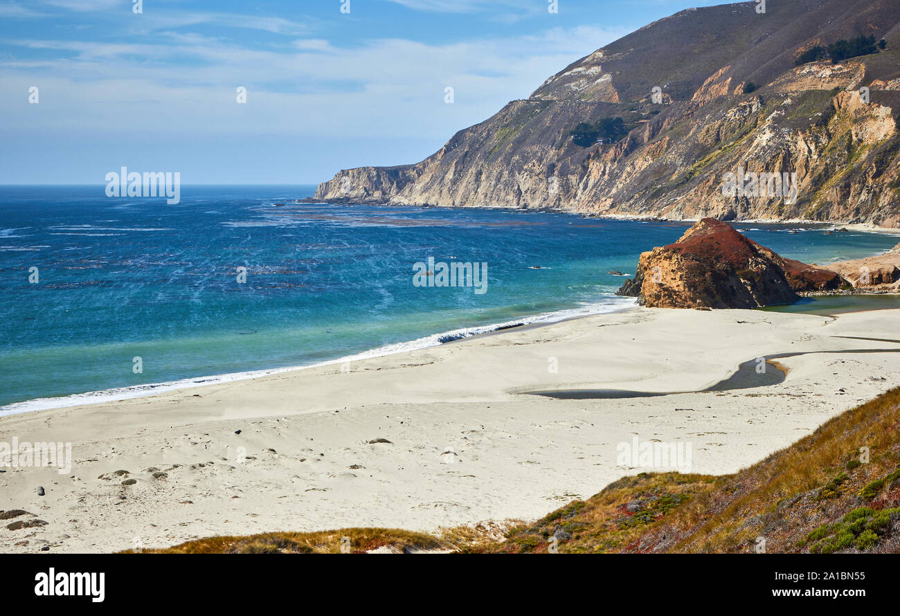 A lo largo de la famosa costa de California Pacific Coast Highway (State Route 1), EE.UU.. Foto de stock