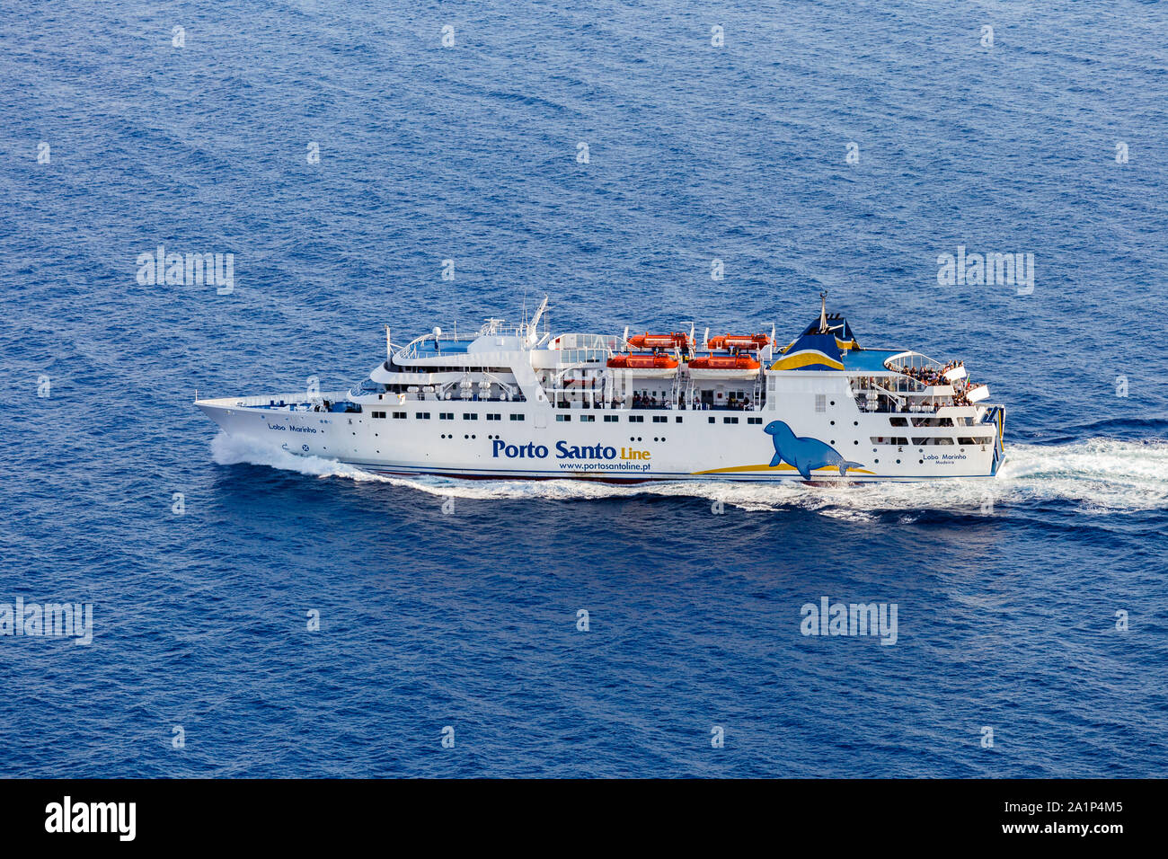 Paisaje Urbano De Funchal Desde El Ferry A Porto Santo Fotos e Imágenes