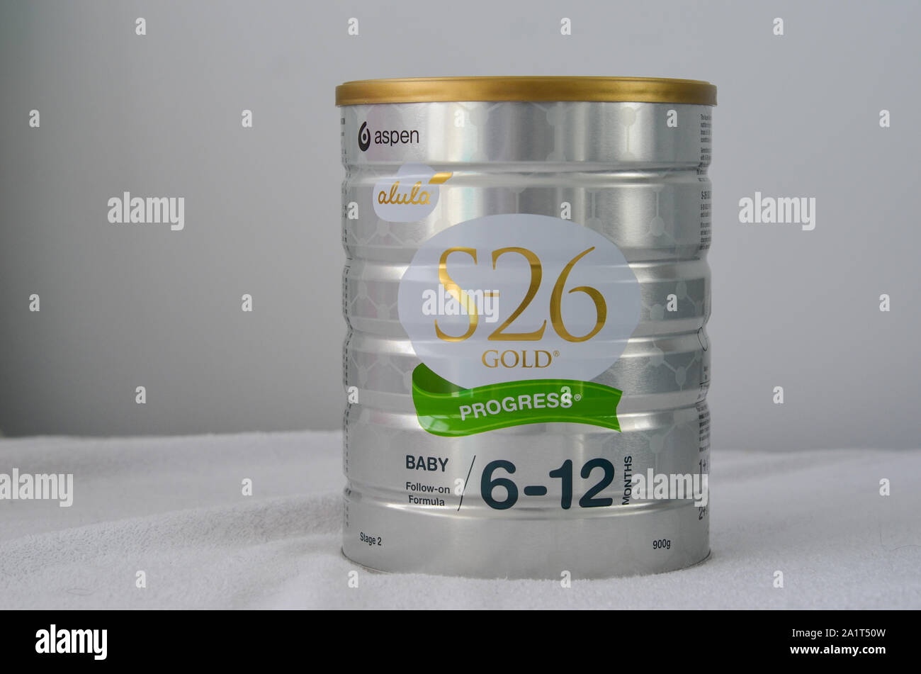 Leche de fórmula para bebés, Carrefour, Lyon, Francia Fotografía de stock -  Alamy