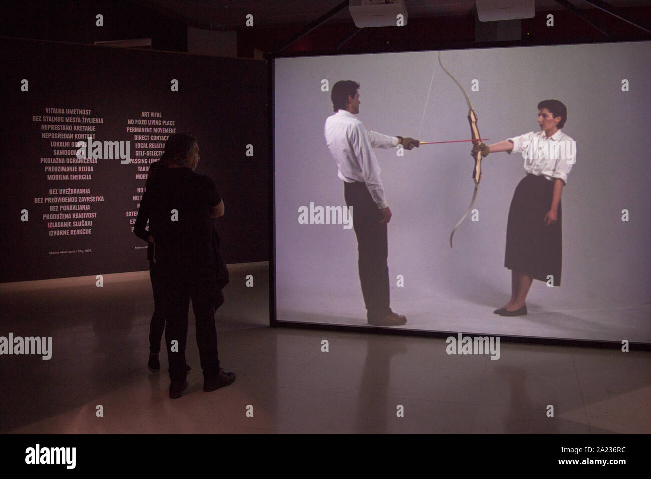 Marina Abramovic Rest Energy La exposición más limpia de Marina Abramovic en el Museo de Arte