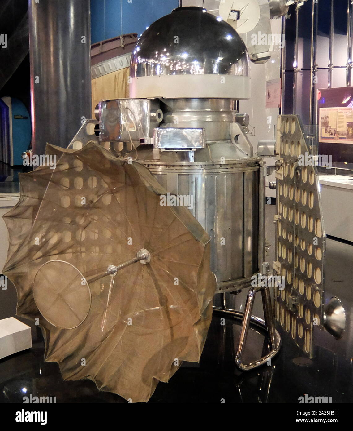 Automated Inter-Planetary Venera-1 Station , la primera sonda espacial enviada a Venus. Foto de stock