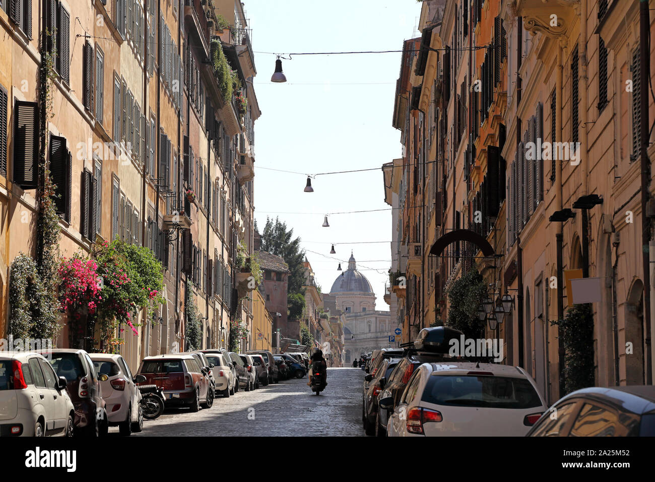 Roma, la vida cotidiana en la ciudad. Foto de stock