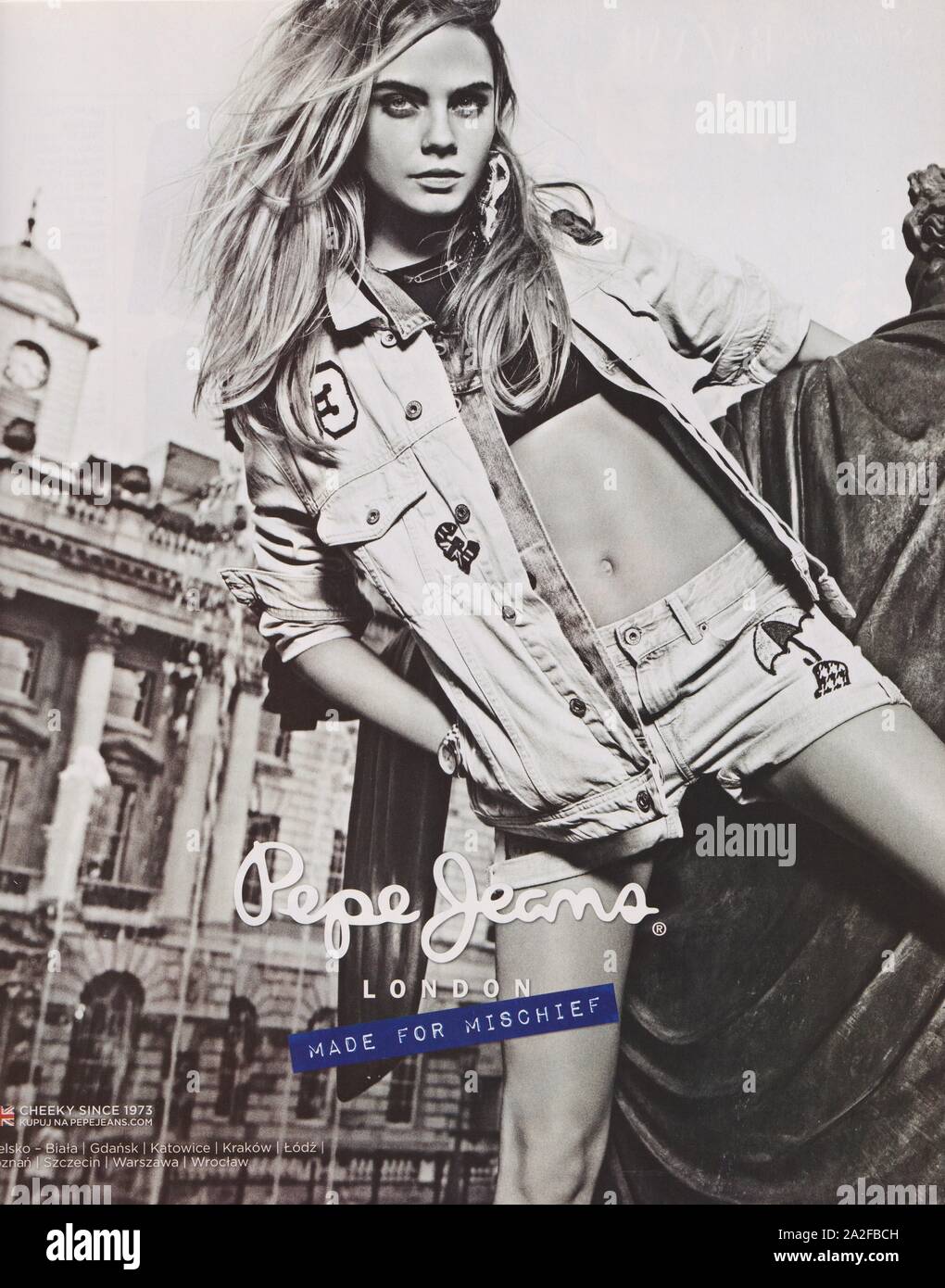 Cartel de publicidad Pepe Jeans denim, ropa casual jeans marca con Cara  Delevingne, revista desde 2015, anuncio, Creative Pepe Jeans 2010s anuncio  Fotografía de stock - Alamy