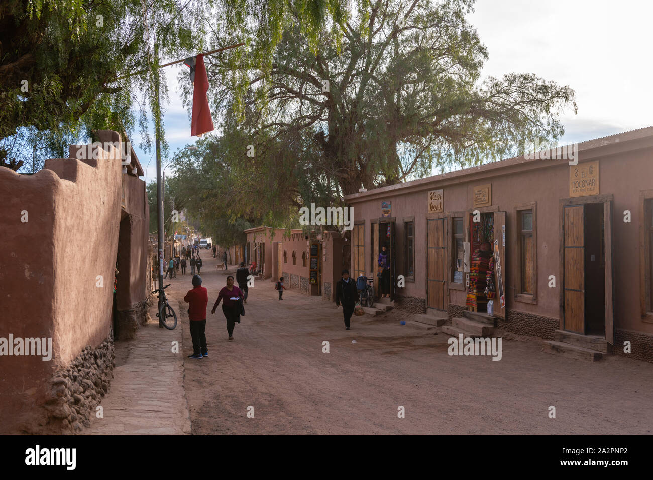 Chile san pedro de atacama tiendas fotografías e imágenes de alta  resolución - Alamy