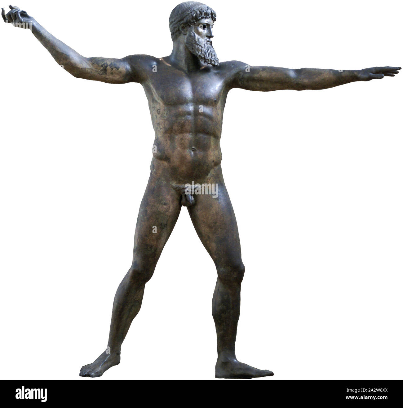Museo Arqueológico Nacional - Atenas, Grecia. Estatua de Zeus o Poseidón. Fondo blanco. Foto de stock