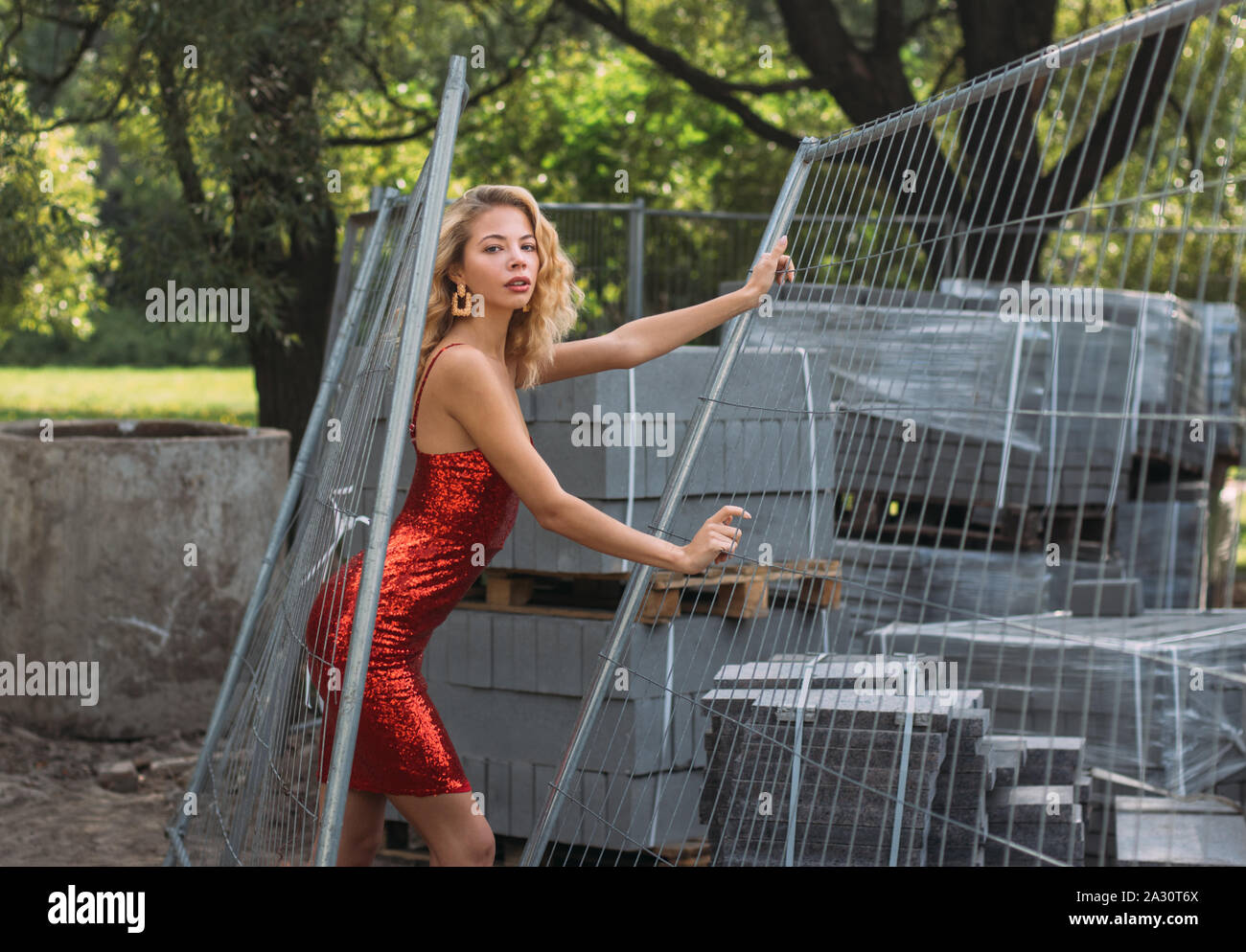 Lentejuelas de Vestidos para Mujer en color rojo | FASHIOLA.mx