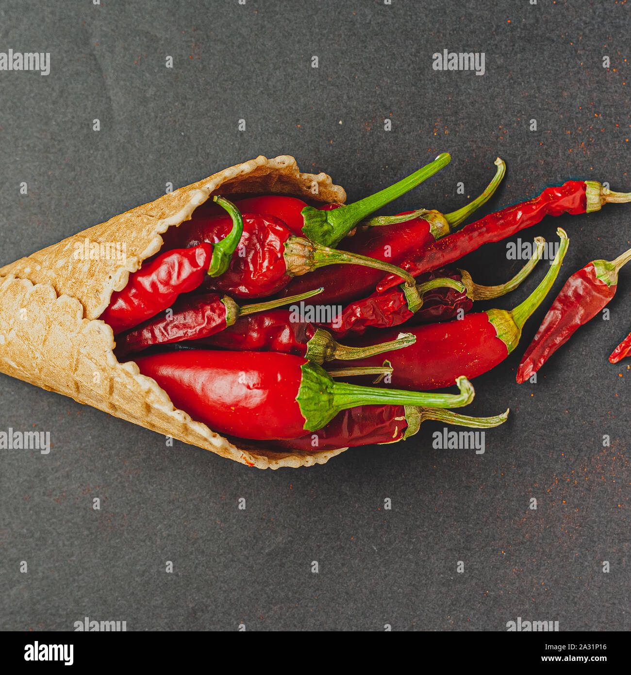 Montón de pimiento rojo. Foto de stock