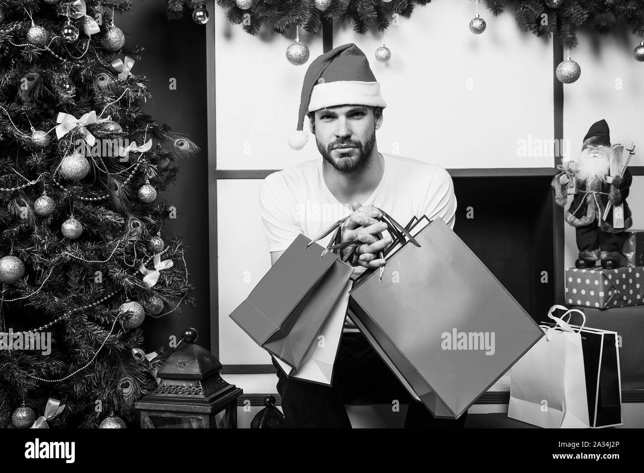 Entrega regalos de navidad Imágenes de stock en blanco y negro - Alamy