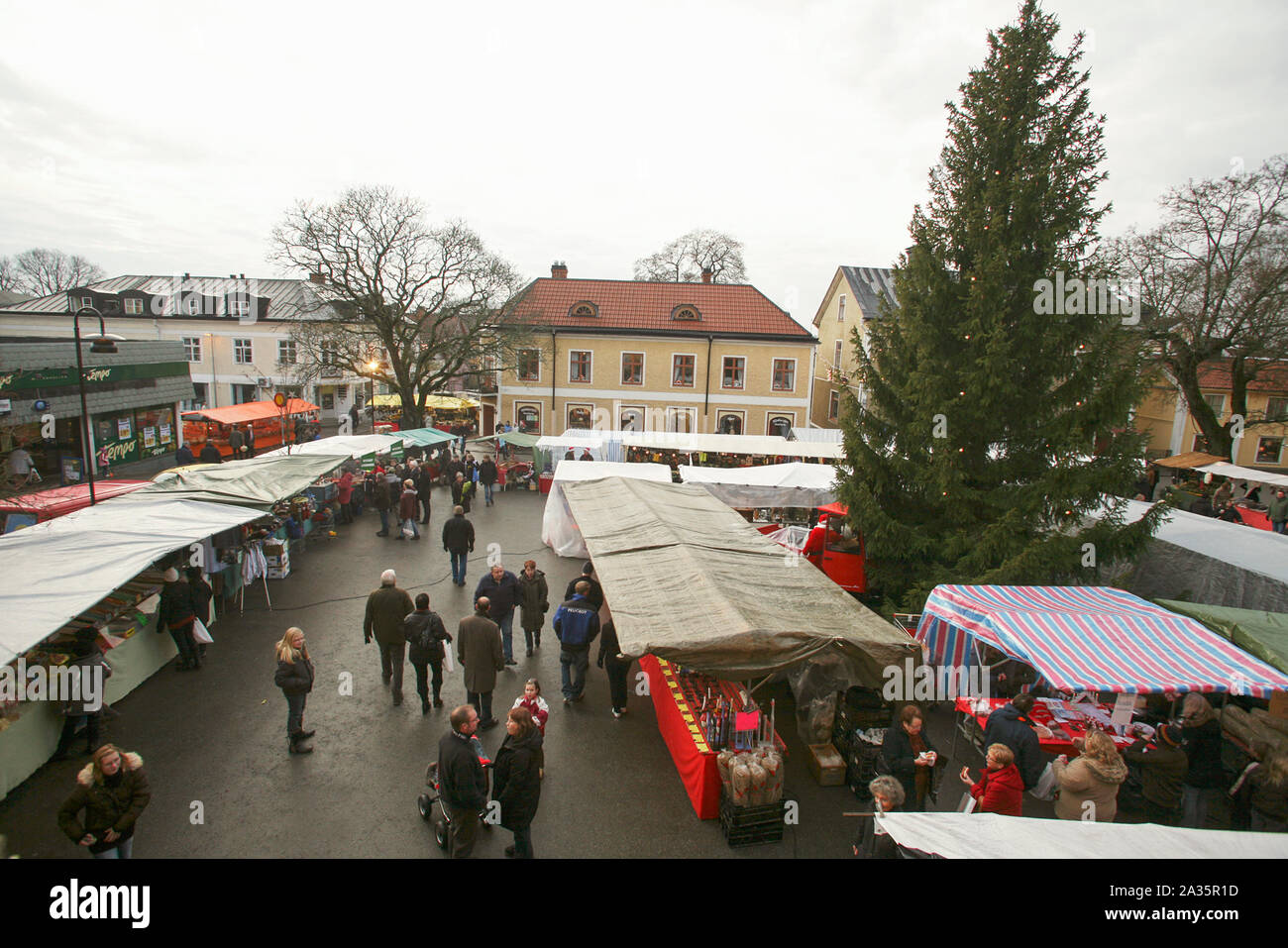 Mercado de Navidad en el campo sueco en Södermanland Foto de stock