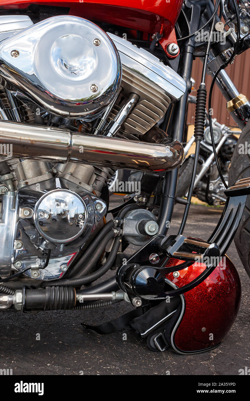 Motor motos cromadas, cerca del plato motocycles, motocicleta chelm  Fotografía de stock - Alamy