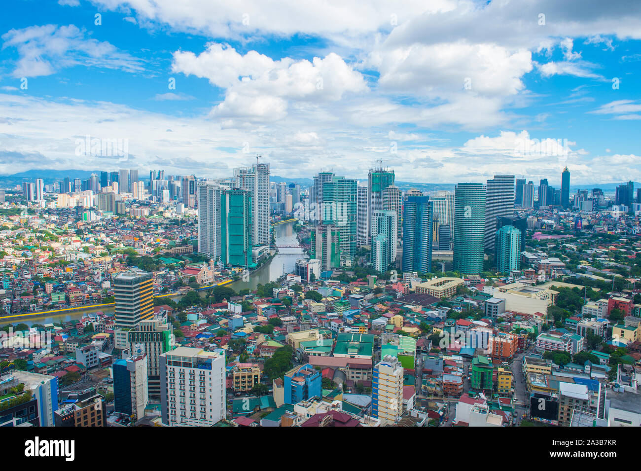 Vista de la ciudad de Manila Filipinas desde el edificio en Makati Foto de stock