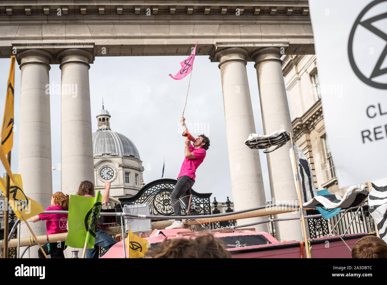 Extinción rebelión protesta en la ciudad de Dublín, Irlanda. Foto de stock