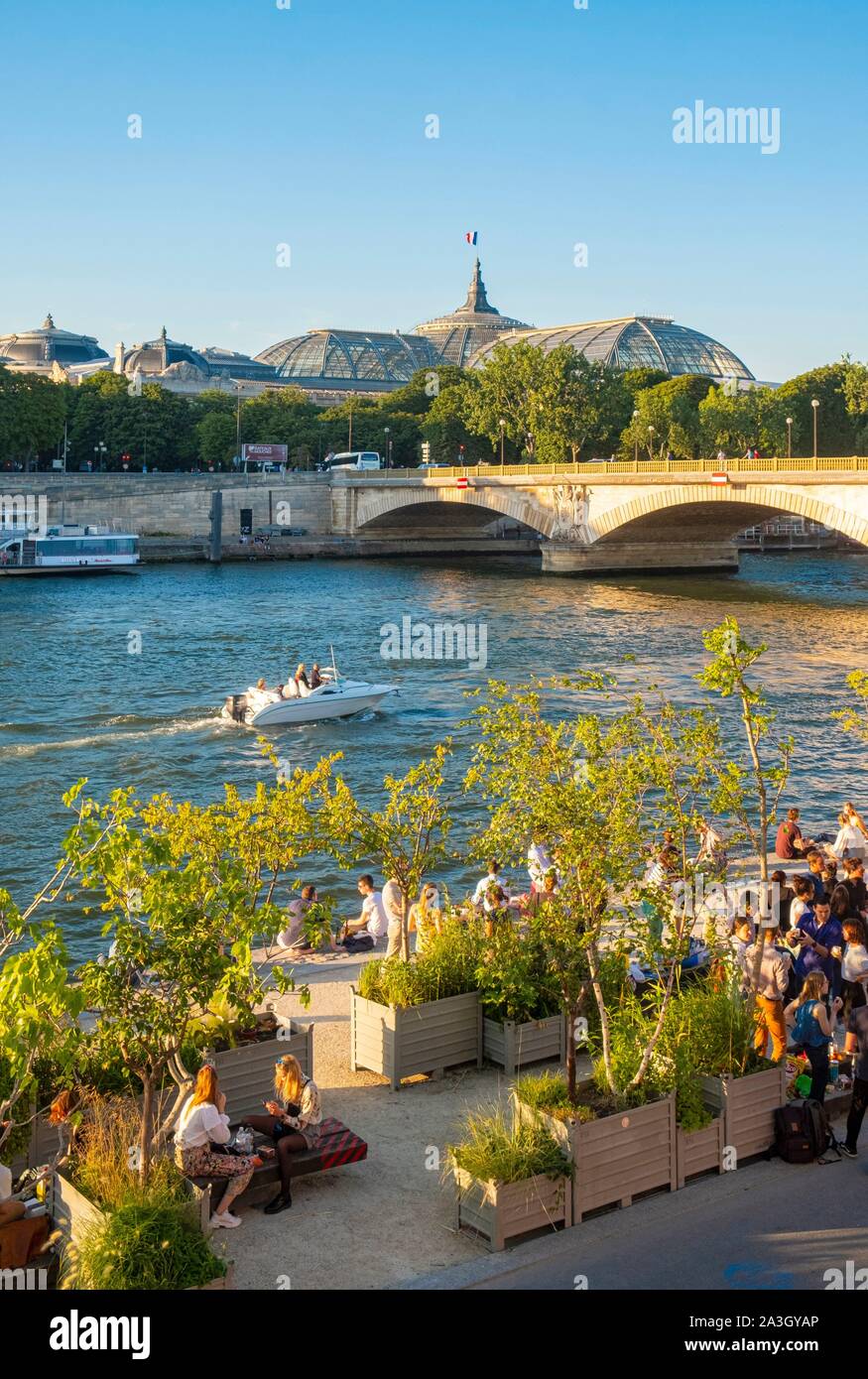 Francia, Paris, área listados como Patrimonio Mundial por la UNESCO, Les Nouvelles Berges Foto de stock