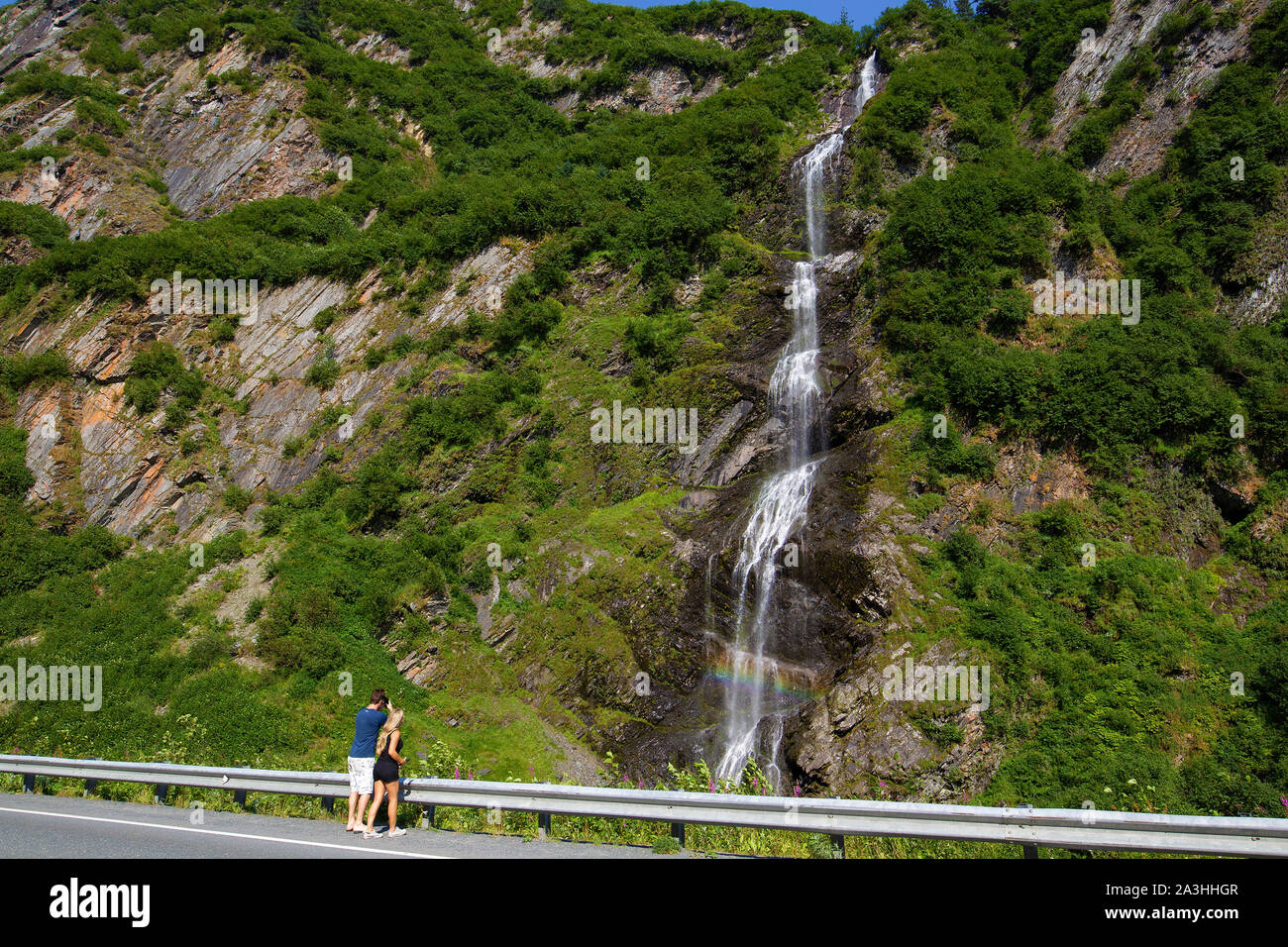 Bridal Veil Falls En Keystone Canon A Lo Largo De La Autopista Richardson Cerca De Valdez En Alaska Fotografia De Stock Alamy