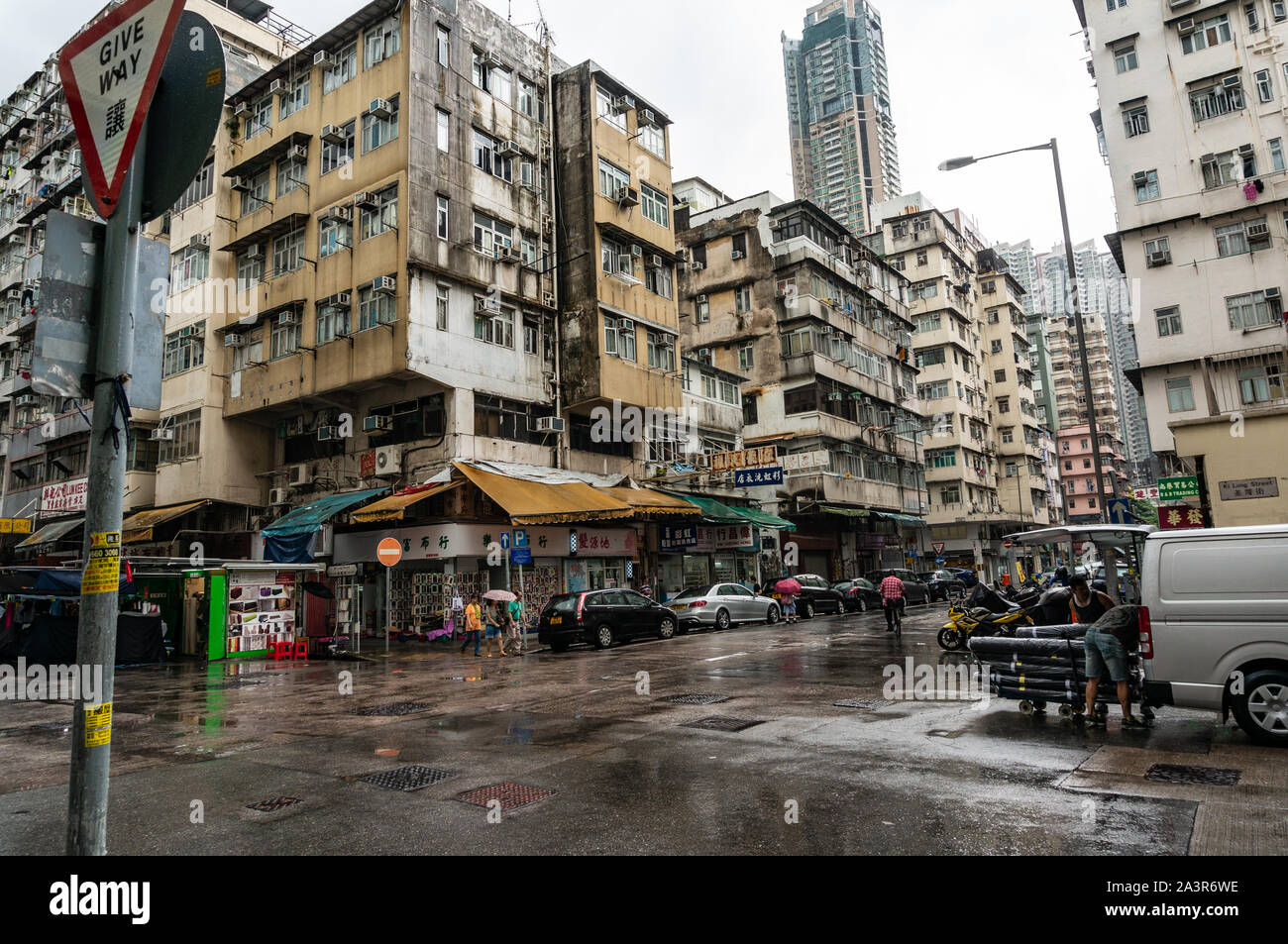 Zona de tugurios de Hong Kong, Sham Shui Po barrio en Hong Kong Foto de stock