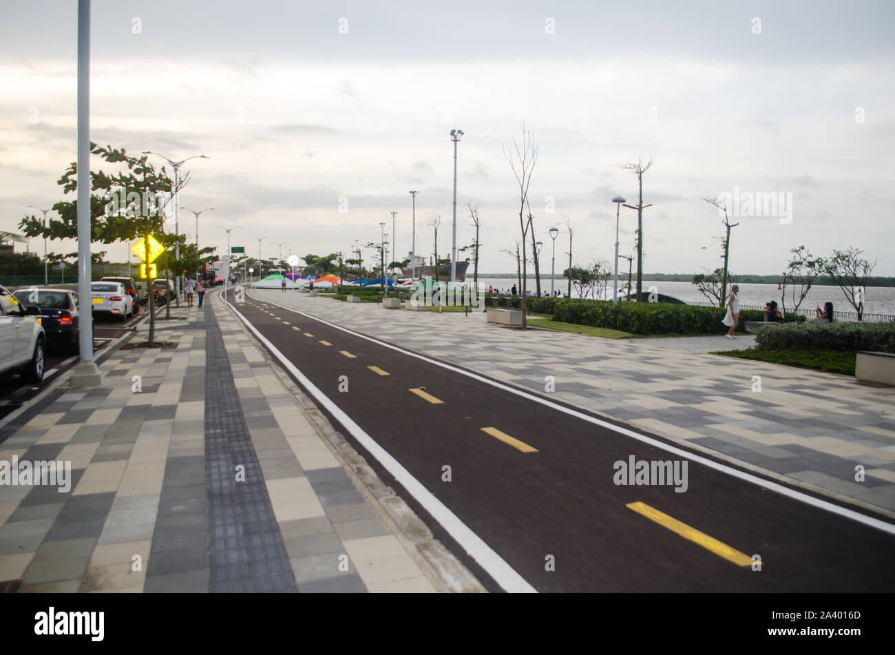 Malecón del río Magdalena en Barranquilla Foto de stock