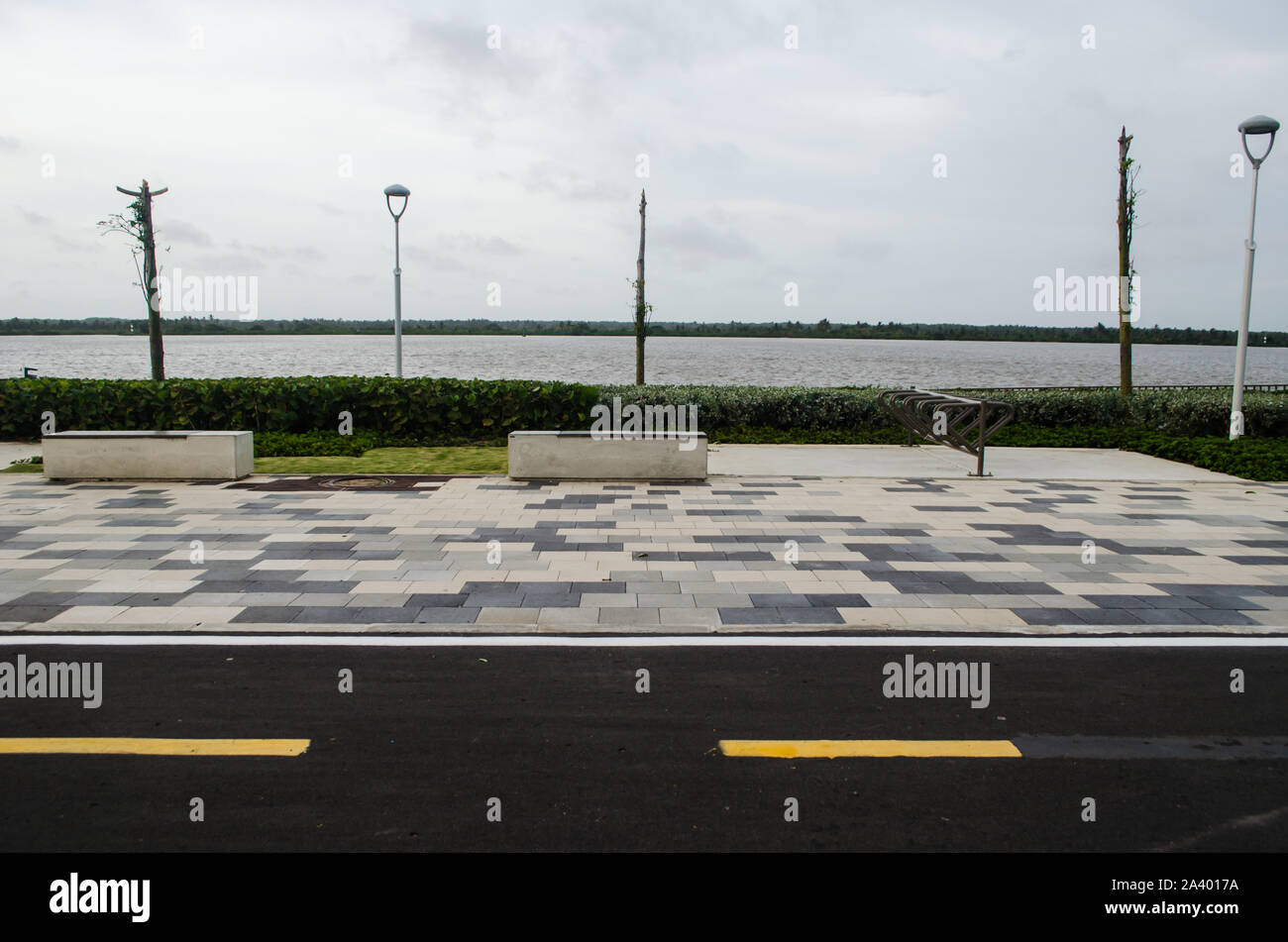 Malecón del río Magdalena en Barranquilla Foto de stock