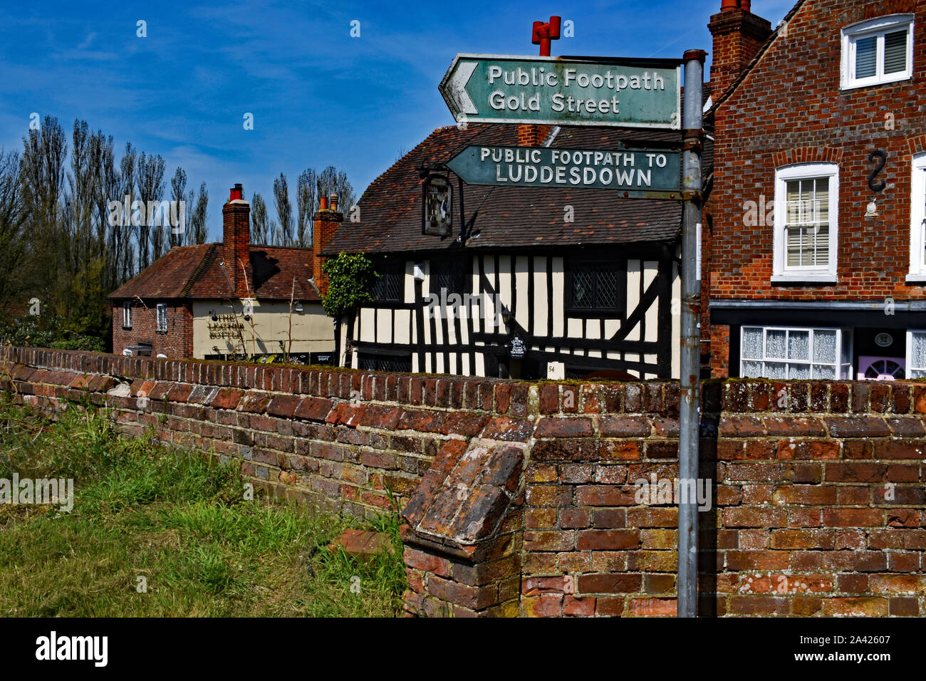 "La botella de cuero' pub, Cobham, Kent. UK Foto de stock