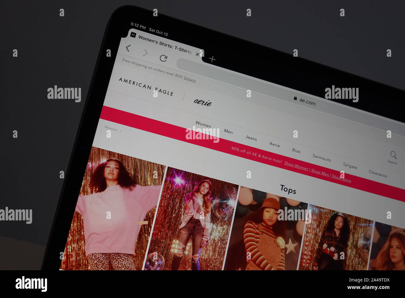 Orlando,FL/USA-10/12/19: American Eagle ropa online retail store en un  ordenador. American Eagle Outfitters es un estilo de vida americana de marca  dirigidas Fotografía de stock - Alamy