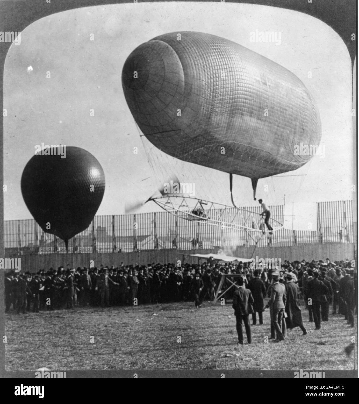 El famoso dirigible Flecha California comenzando con aeronaut