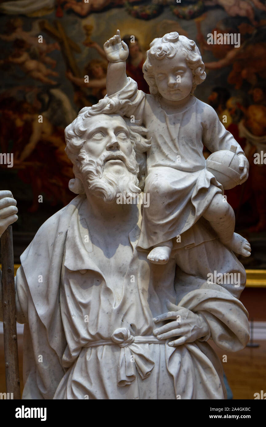 Estatua de San Cristóbal con el Niño Jesús por Pierre Schleiff (Colonia, 1601 - Valenciennes, 1641). Mármol. Museo de Bellas Artes de Valenciennes. Foto de stock