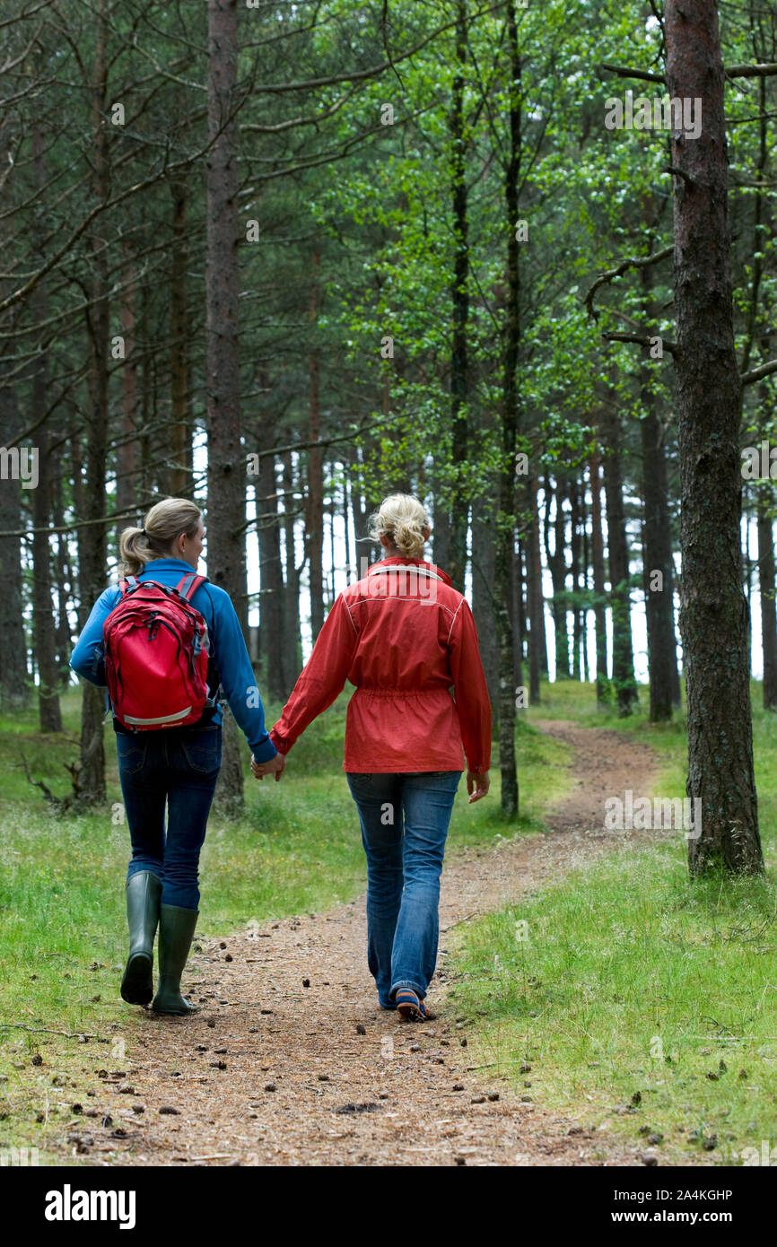 Lesbians jeans e imágenes de alta resolución Alamy