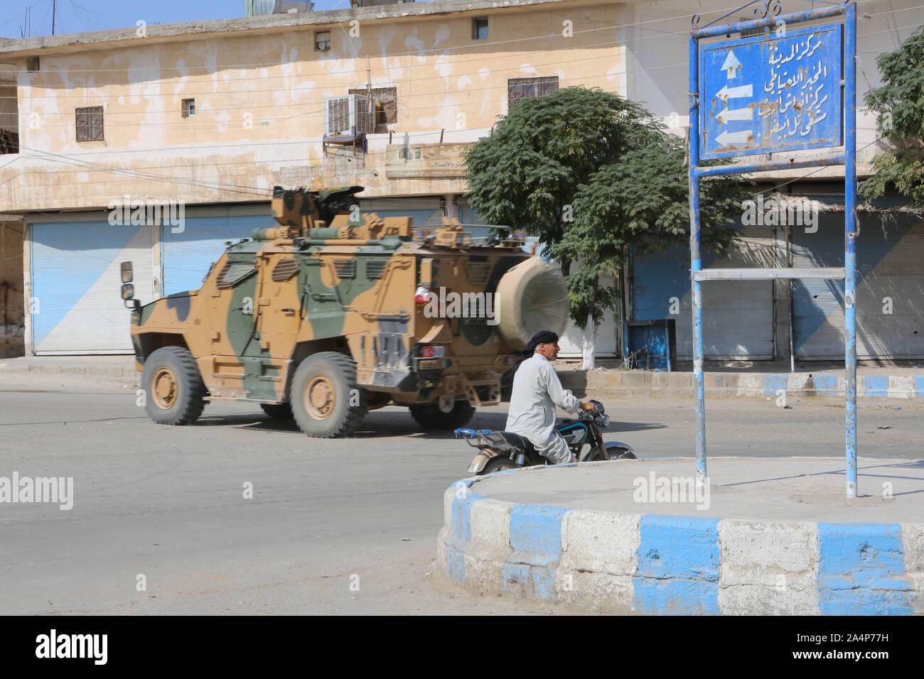 Octubre 15 2019 Tal Abyad Siria 14 De Octubre De 2019 El Ejercito Turco Entrar En