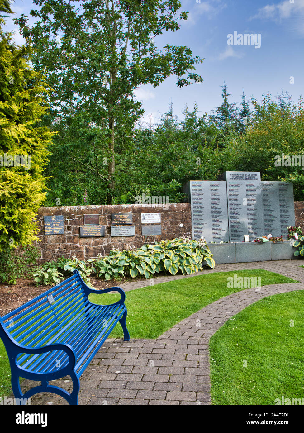 Jardín de Lockerbie de recuerdo, Dryfesdale cementerio, Lockerbie, Dumfries y Galloway, Escocia Foto de stock
