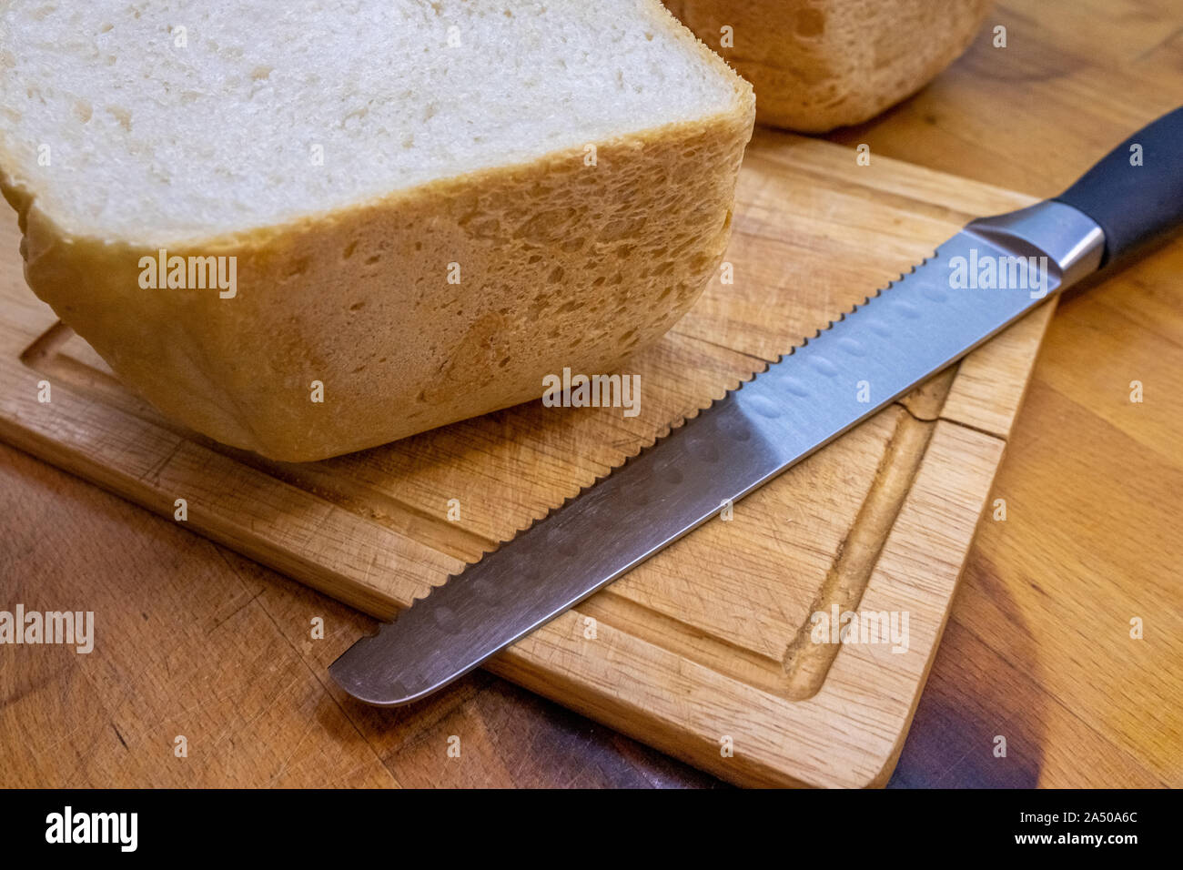 Cuchillo de cocina pan 4 M/b