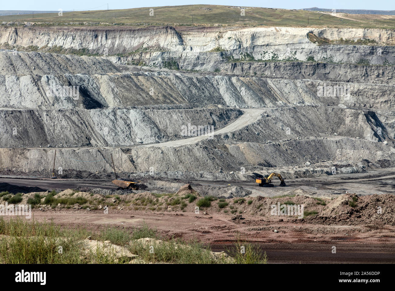 Ver en la mina de carbón en Eagle Butte Gillette, en Wyoming, la cuenca de  polvo Fotografía de stock - Alamy