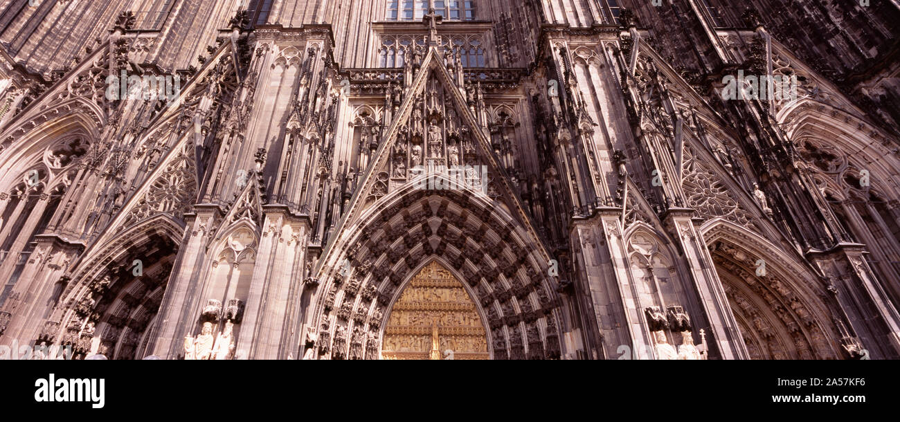 Detalle arquitectónico de una catedral, la catedral de Colonia, Colonia, Renania del Norte-Westfalia, Alemania Foto de stock