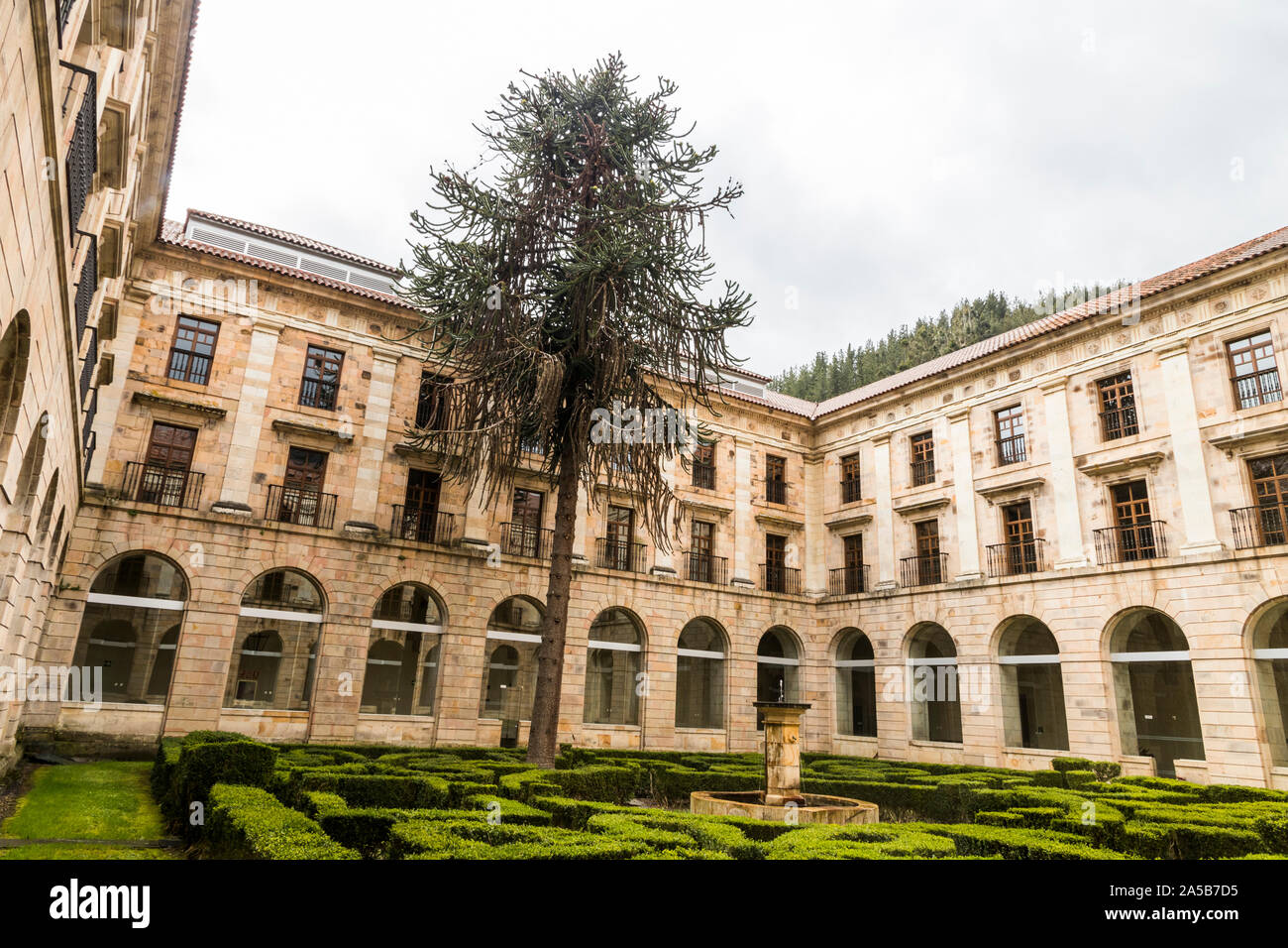 Cangas del Narcea, España. El Monasterio