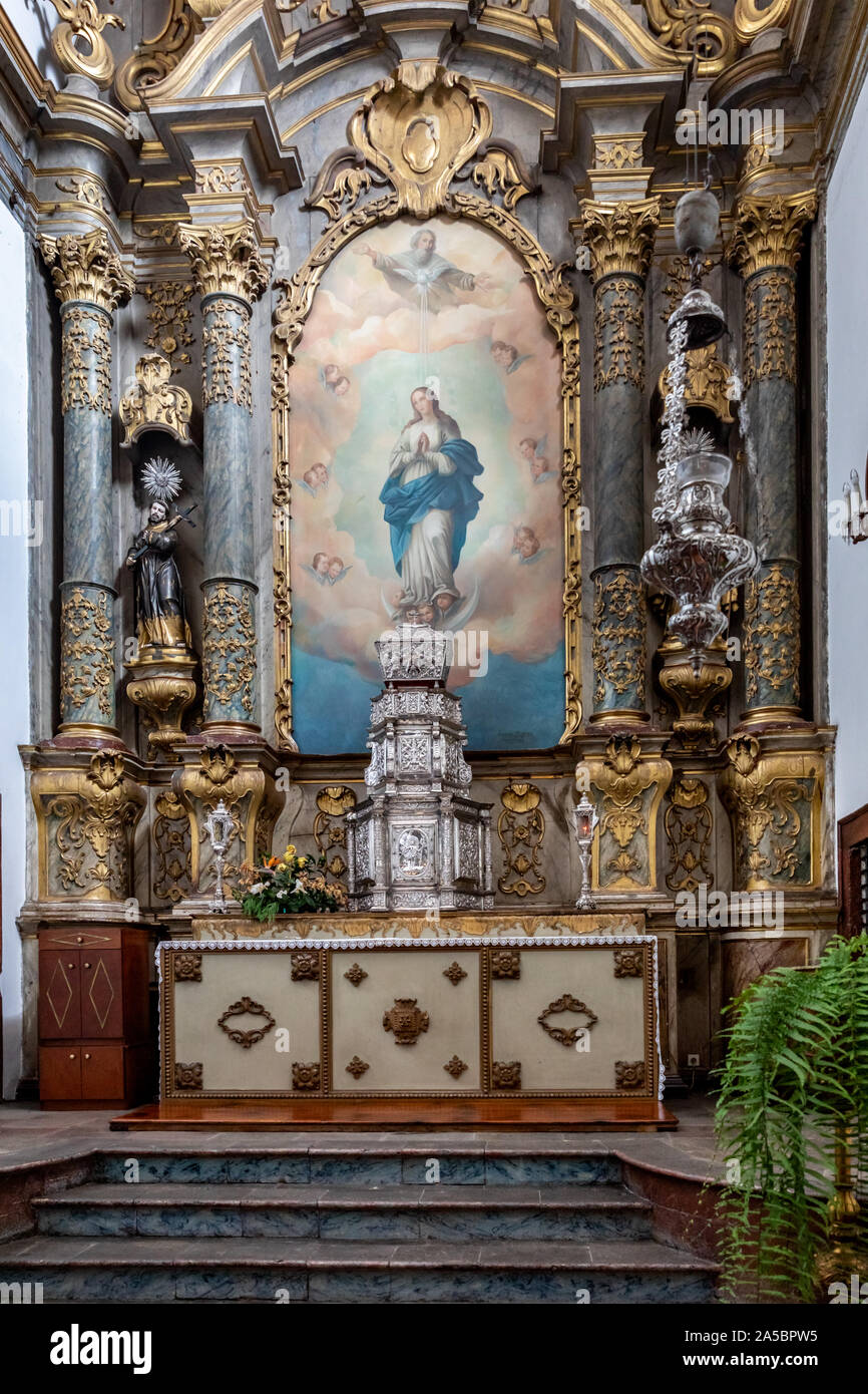 Capilla de la resurrección. Convento de Santa Clara (Convento de Santa Clara), Funchal, Madeira, Portugal Foto de stock