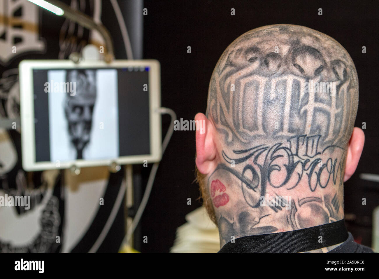Liverpool Tattoo Convention 2019 en el Britannia Adelphi Hotel; los 3 días del evento, al que asistieron 250 UK tatuadores nacionales e internacionales, el ensayo del Reino Unido Premios tatuaje, tatuaje competiciones.
