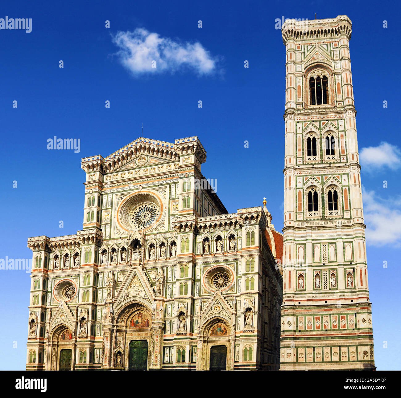 La Catedral de Florencia en un cielo azul Foto de stock