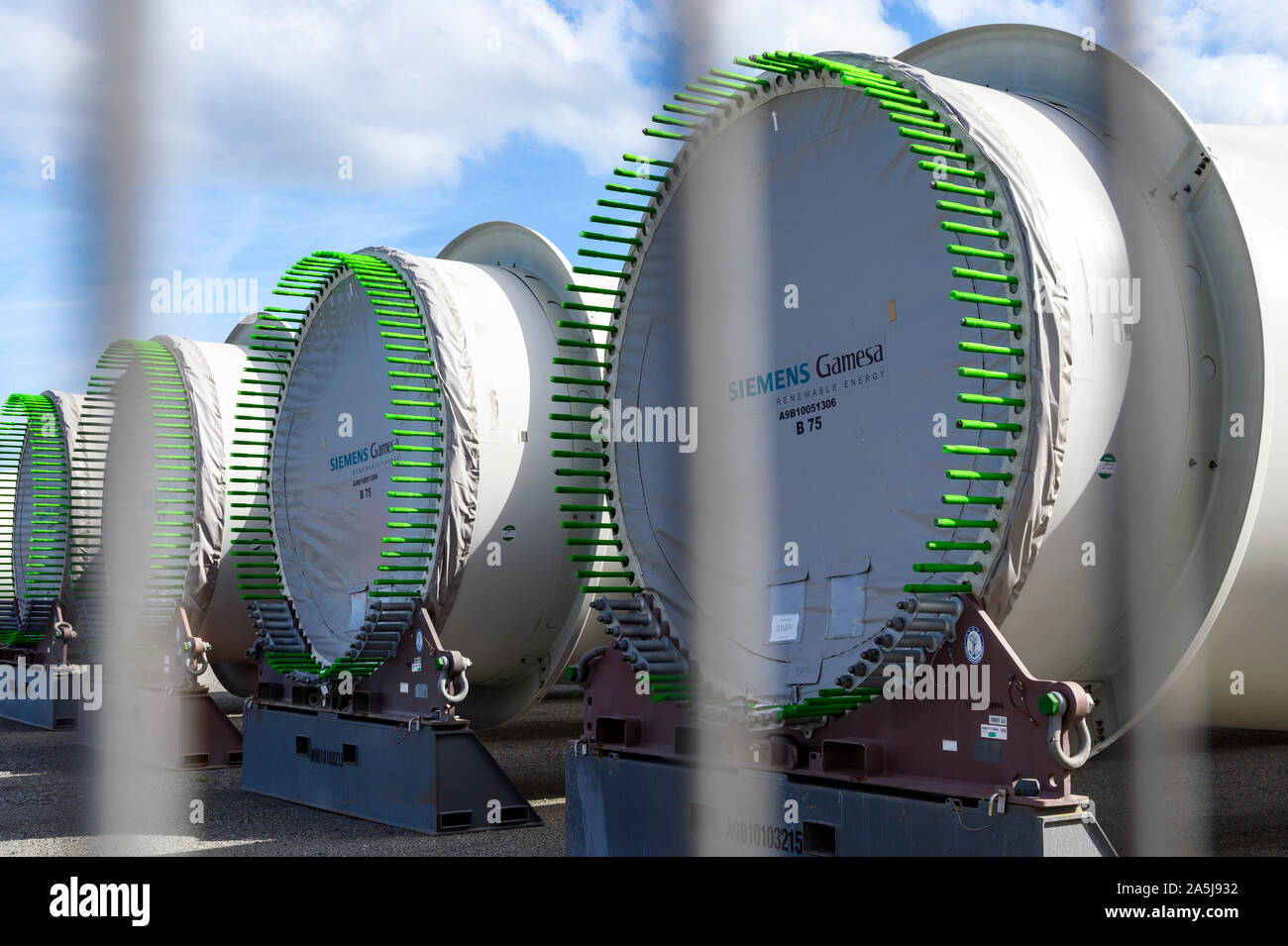 Las paletas de las turbinas eólicas de Gamesa Siemens Foto de stock