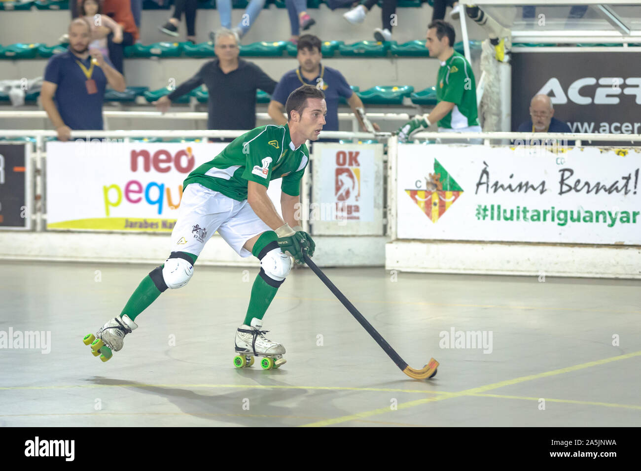 Juego de pelota rodante fotografías e imágenes de alta resolución Alamy