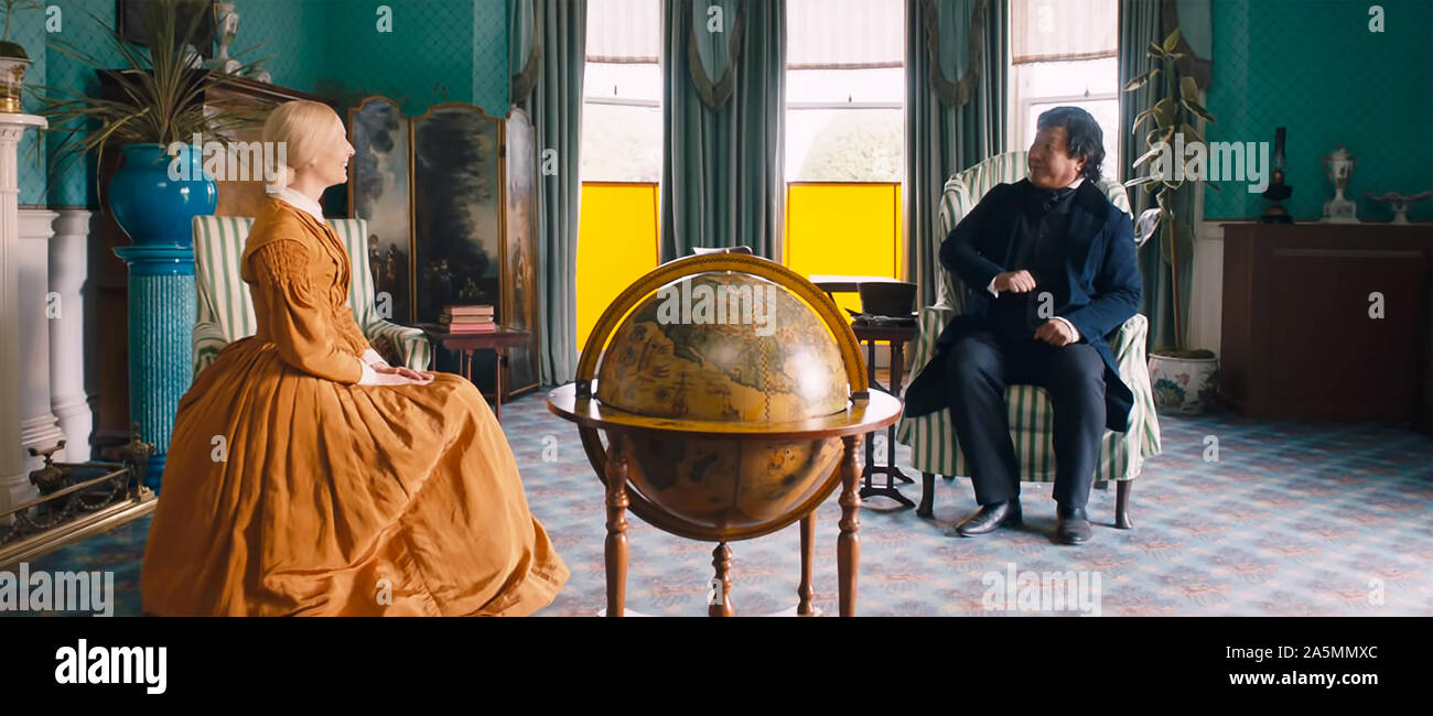 En el Reino Unido. Tilda Swinton en el ©Fox Searchlight Pictures nueva película: La historia personal de David Copperfield (2019) PLOT: Basada en la novela de Charles Dickens. Ref: LMK110-J5646-211019 suministrado por LMKMEDIA. Sólo Editorial. Medios Landmark no es el propietario del copyright de estas películas o TV Stills, pero proporciona un servicio sólo por reconocidos medios. pictures@lmkmedia.com Foto de stock