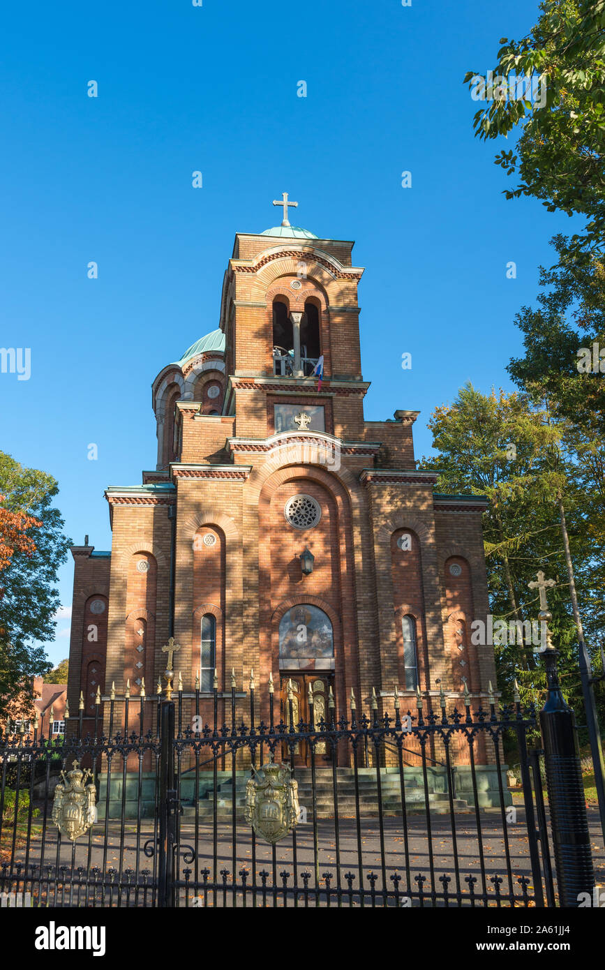 Iglesia ortodoxa serbia del Santo Príncipe Lazar en Bournville, Birmingham, Reino Unido Foto de stock