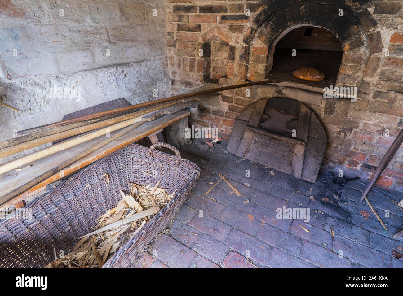 Horno De Pan Medieval Fotos e Imágenes de stock - Alamy