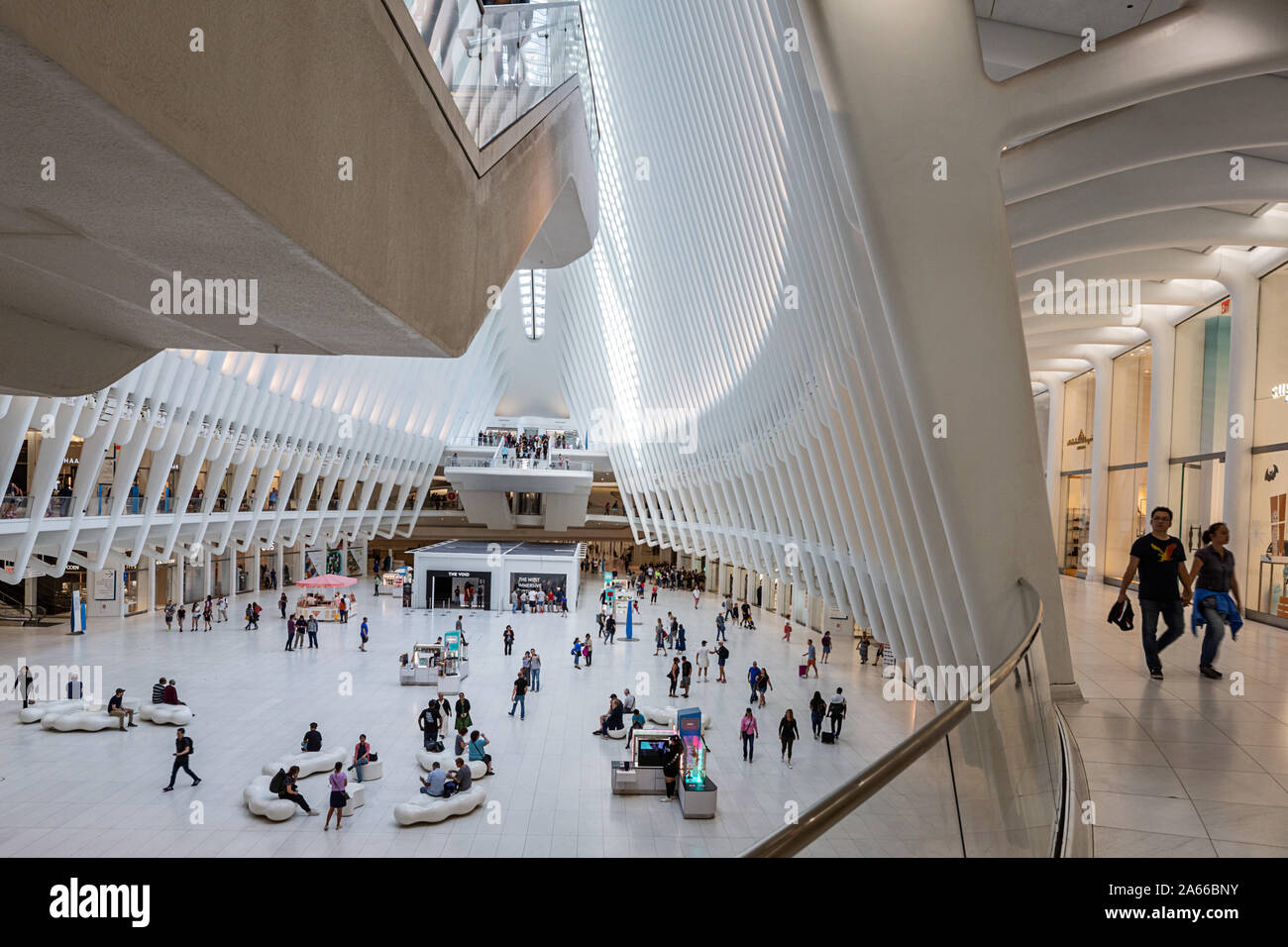 El Oculus, Centro de Transporte de la ciudad de Nueva York, en la sede del World Trade Center, la Zona Cero. Foto de stock