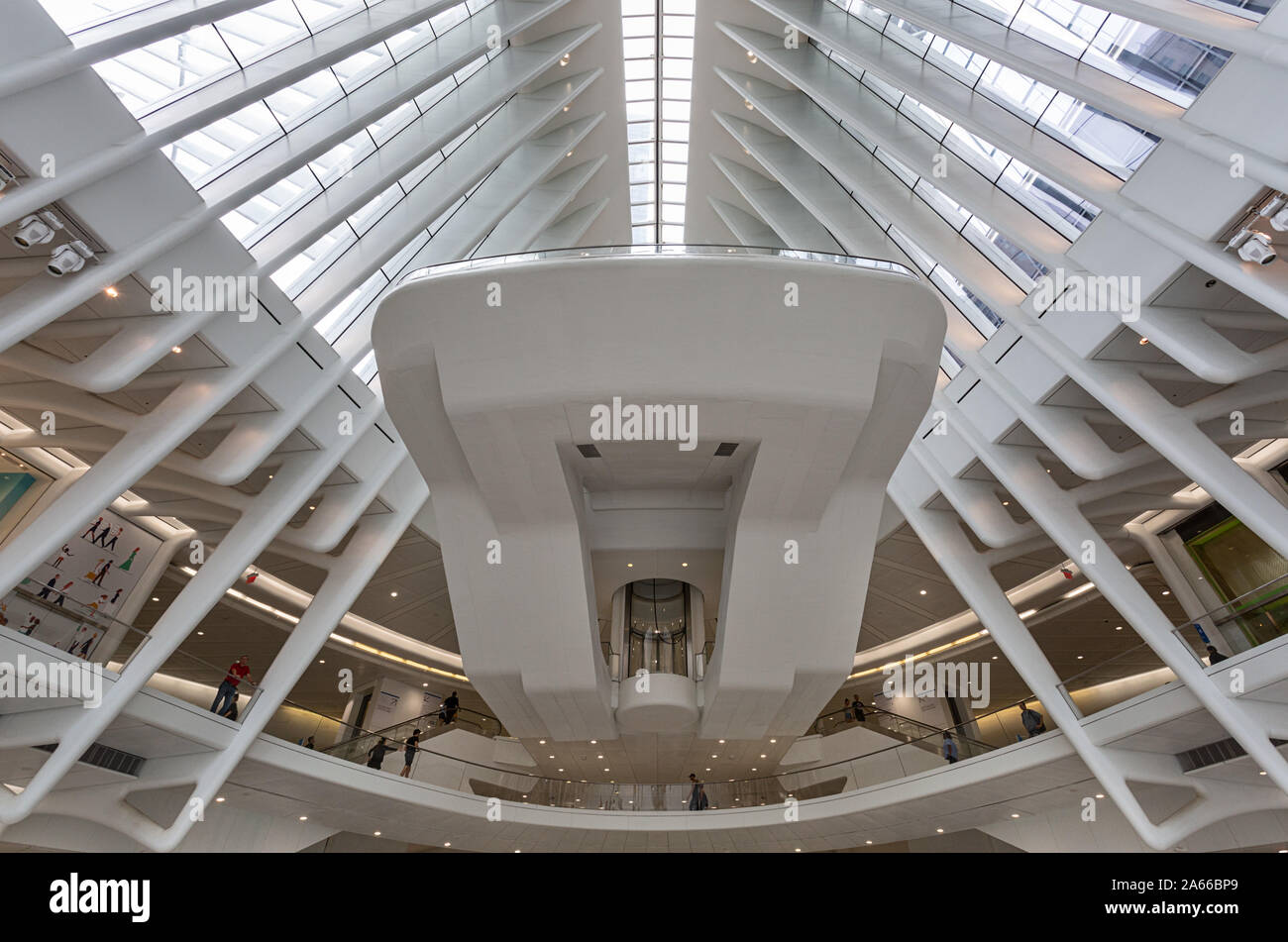 El Oculus, Centro de Transporte de la ciudad de Nueva York, en la sede del World Trade Center, la Zona Cero. Foto de stock