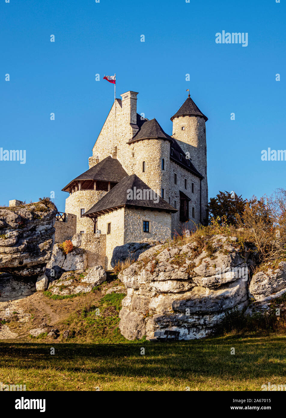 Bobolice Castillo Real, Sendero de los nidos de águilas, Krakow-Czestochowa Upland o polaco Jurassic Highland, Voivodato de Silesia, Polonia Foto de stock