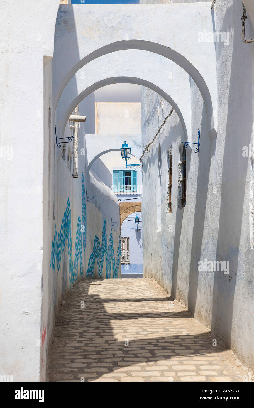 Túnez, Kairouan, Coppled trazado en el Madina Foto de stock