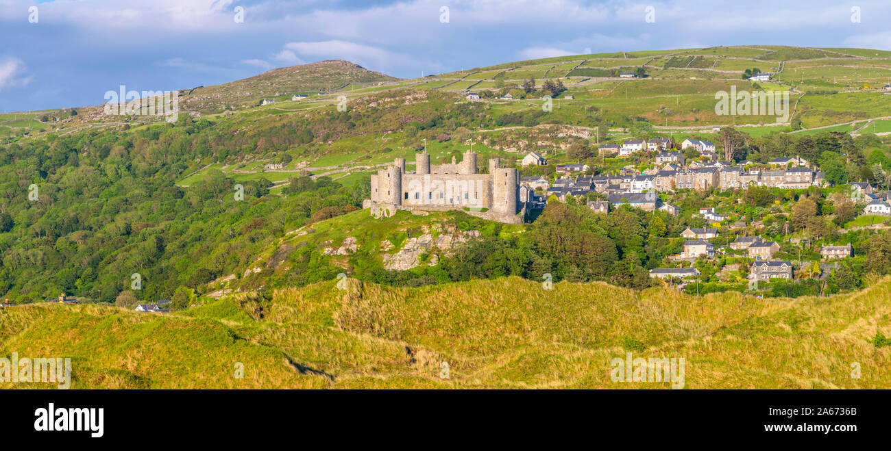 Reino Unido, el País de Gales, Gwynedd, Harlech, Harlech Castle Foto de stock