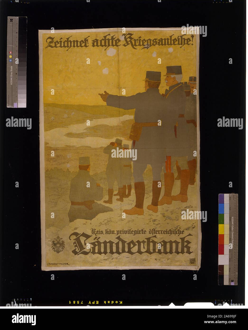 Achte Zeichnet Kriegsanleihe! Resumen: cartel muestra oficiales y soldados austríacos de pie sobre una colina, mirando hacia un río en la distancia. Texto: Suscríbase al Préstamo de Guerra 8. Foto de stock