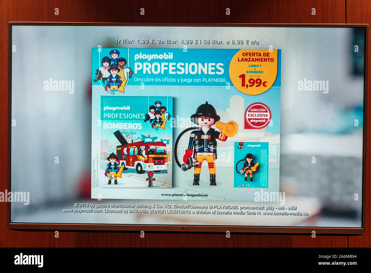 Barcelona España,Cataluña Catalunya,TV pantalla,anuncio publicitario  comercial,playmobil,juguetes educativos para niños,f Fotografía de stock -  Alamy